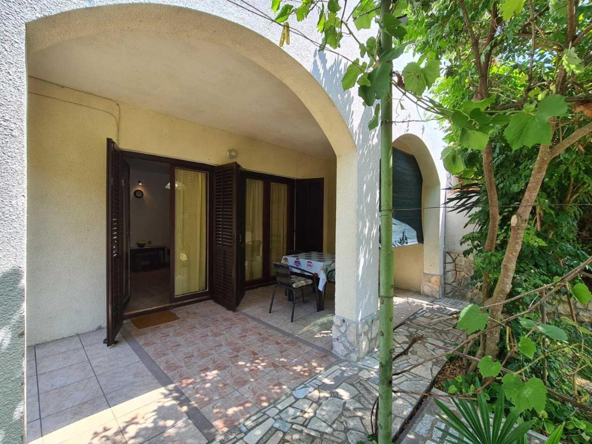 Apartments Zlatko 1397 Štinjan Buitenkant foto