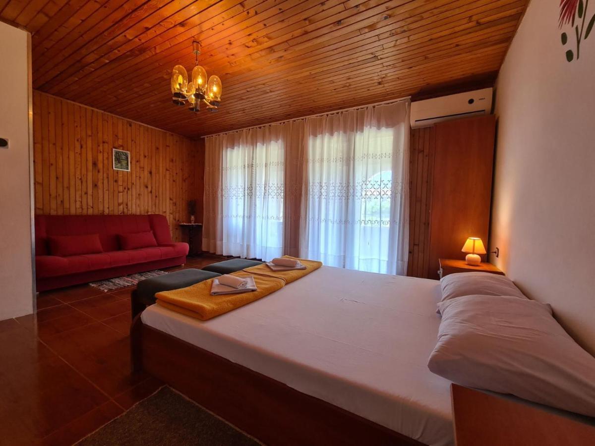 Apartments Zlatko 1397 Štinjan Buitenkant foto