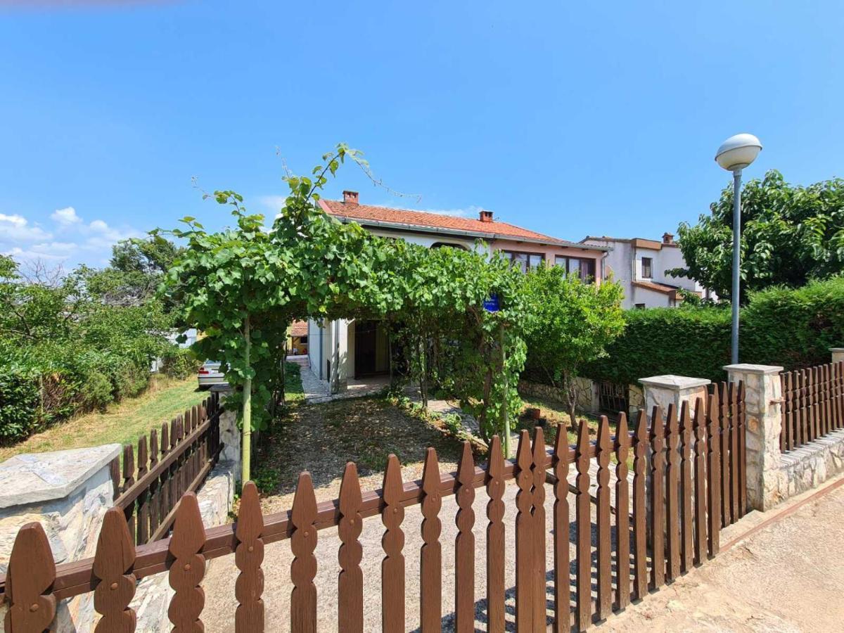 Apartments Zlatko 1397 Štinjan Buitenkant foto