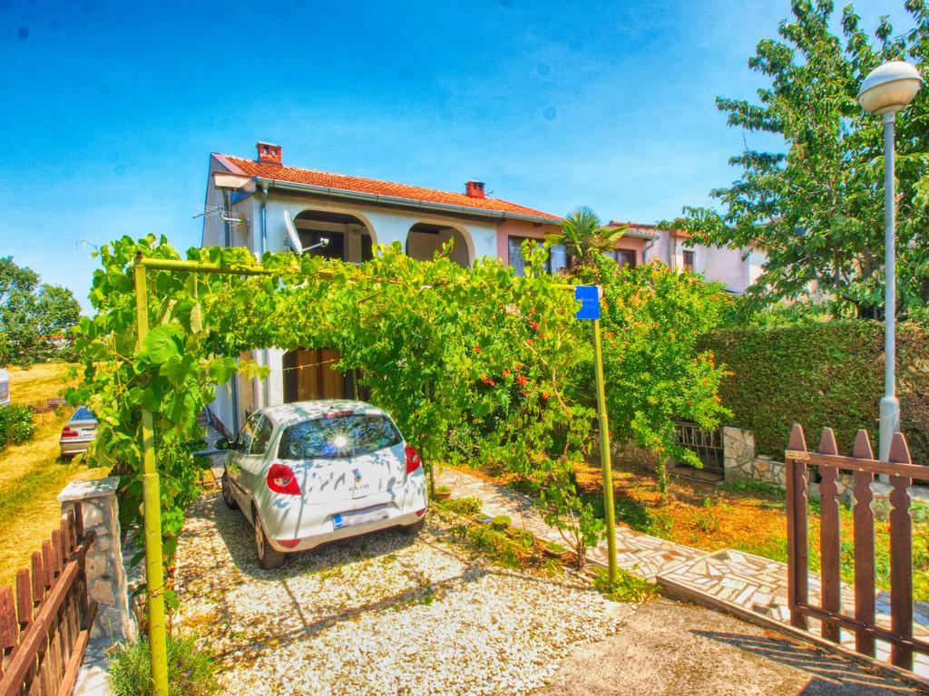 Apartments Zlatko 1397 Štinjan Buitenkant foto
